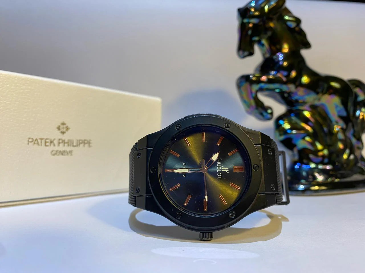 HUBLOT matt black date adjust with premium leather strap