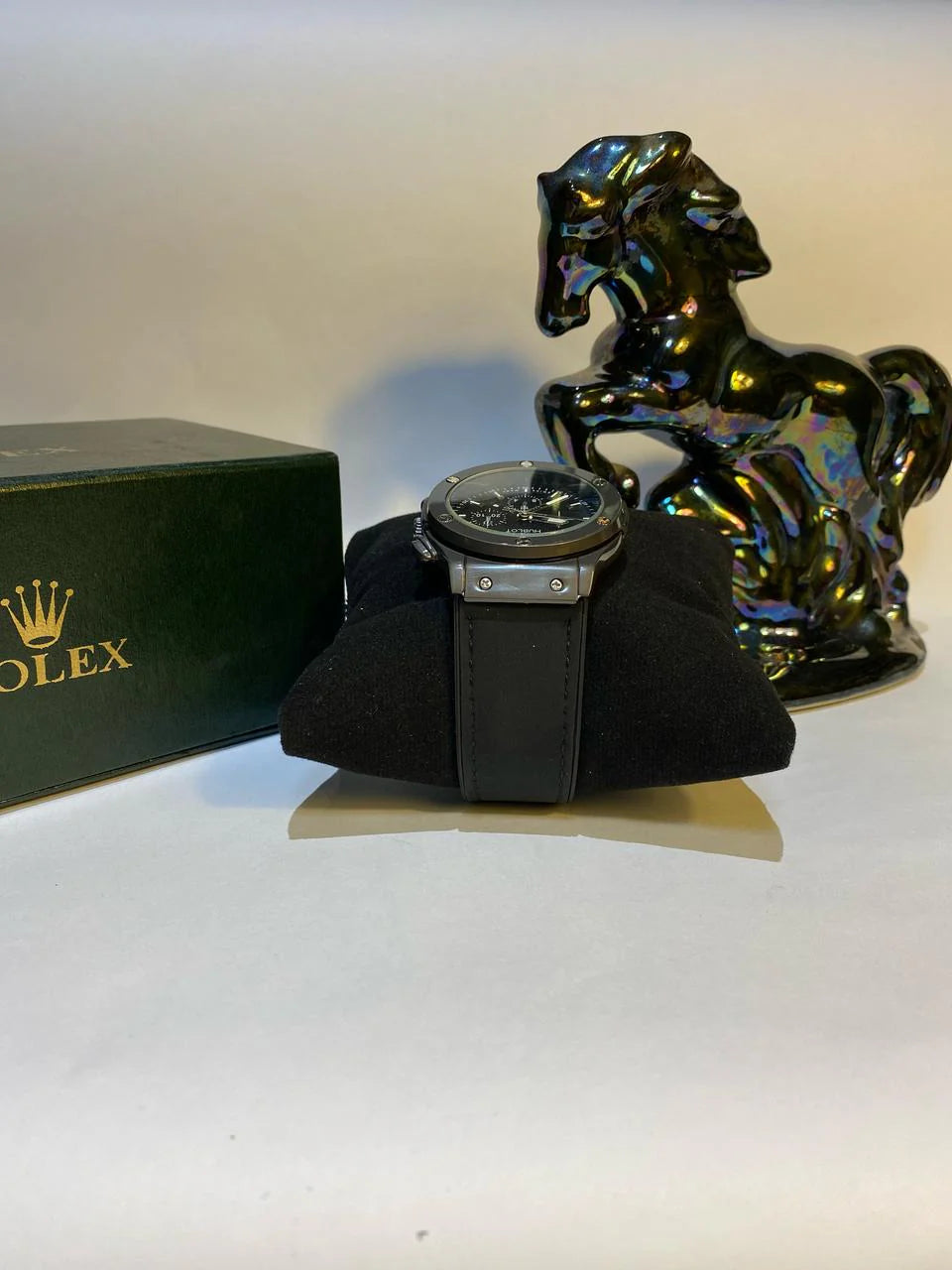 HUBLOT matt black date adjust with primium leather strap
